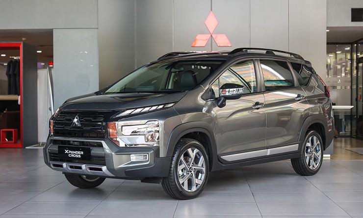 Giá xe Mitsubishi Xpander Cross tháng 2/2025, ưu đãi tới 76 triệu đồng