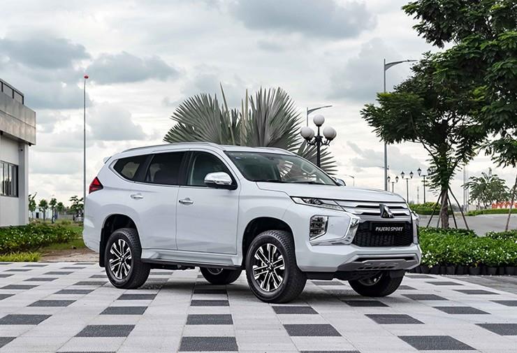 Giá xe Mitsubishi Pajero Sport tháng 11/2024, ưu đãi hơn 170 triệu đồng